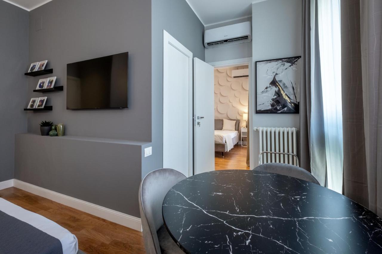 Sweet Life 2 Luxury And Design Apartment Bari Buitenkant foto